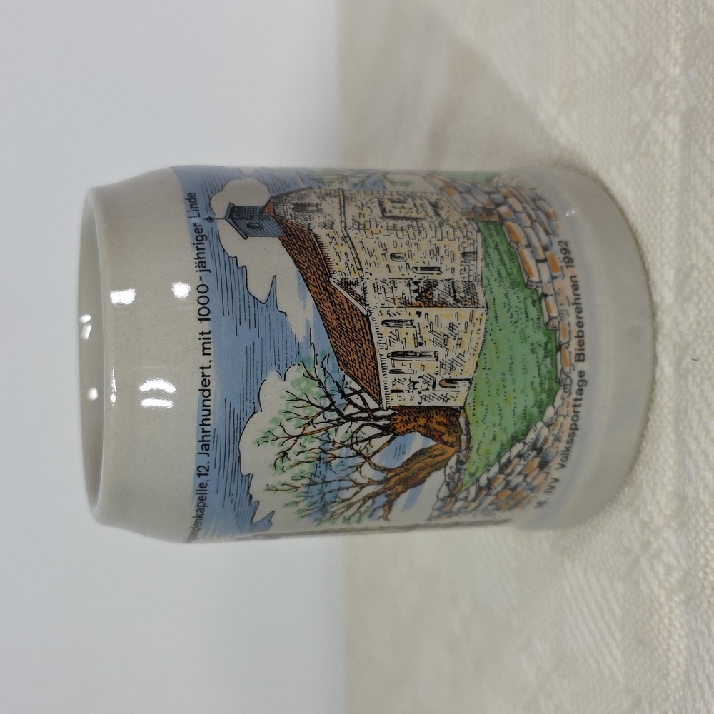 Beiberehren‎ International Wandering Club Stein 1992 3.75" D X 5" T .5L NWOT